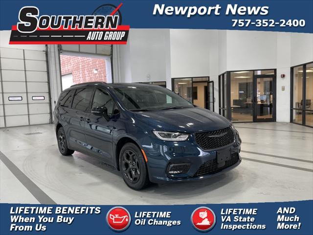 2025 Chrysler Pacifica Hybrid PACIFICA PLUG-IN HYBRID S APPEARANCE