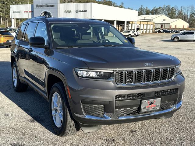2023 Jeep Grand Cherokee L Laredo 4x2