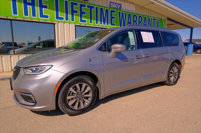 2021 Chrysler Pacifica Hybrid Touring L