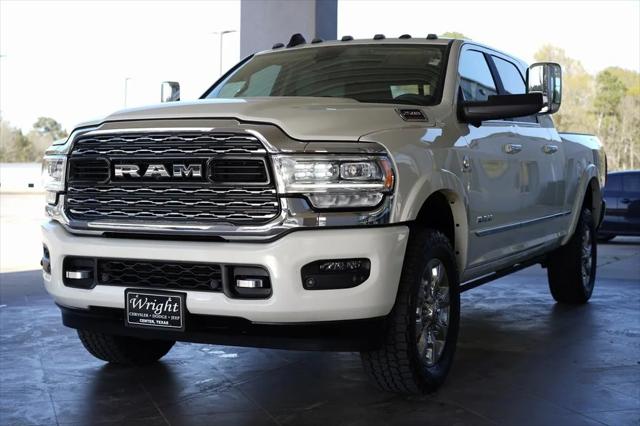 2022 RAM 2500 Limited Mega Cab 4x4 64 Box