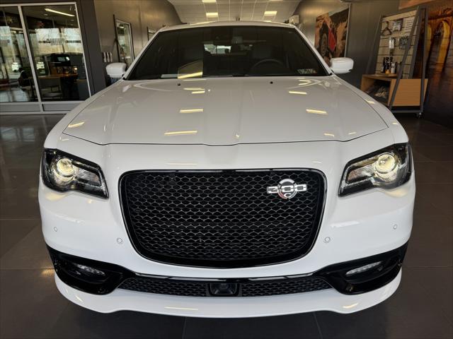 2023 Chrysler 300 300C
