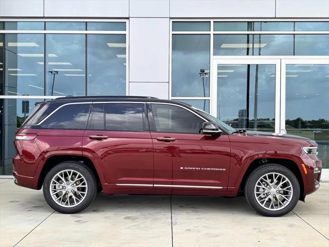 2025 Jeep Grand Cherokee GRAND CHEROKEE SUMMIT 4X4