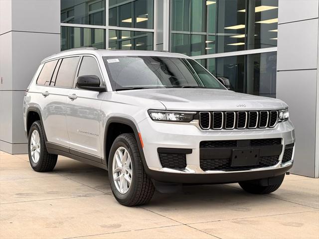 2025 Jeep Grand Cherokee GRAND CHEROKEE L LAREDO X 4X2