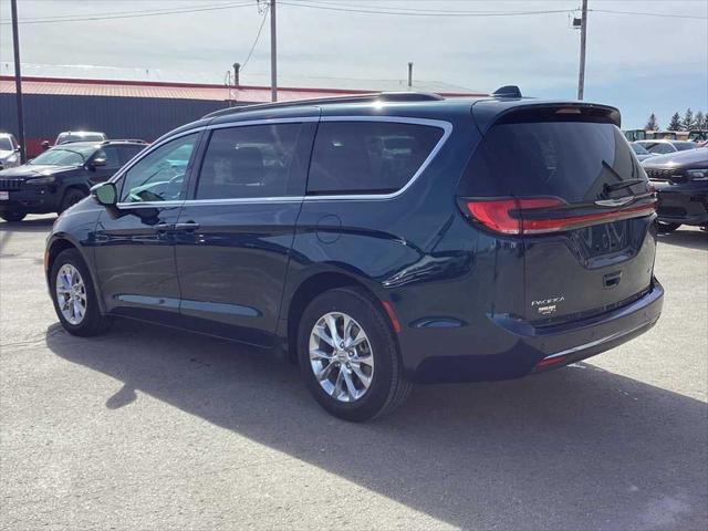2022 Chrysler Pacifica Touring L AWD