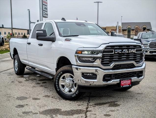 2025 RAM Ram 2500 RAM 2500 TRADESMAN CREW CAB 4X4 8 BOX