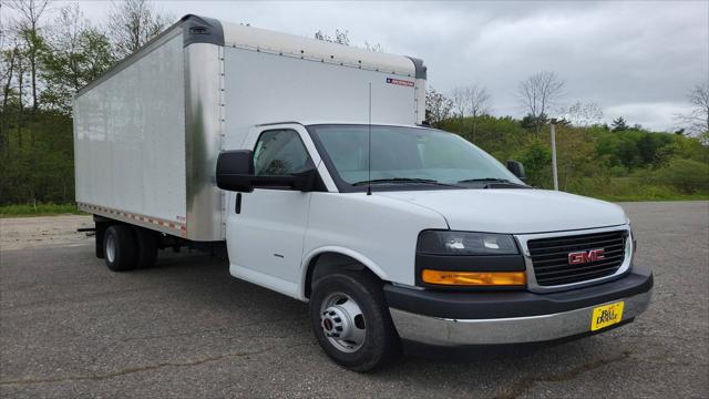2025 GMC Savana Cutaway Work Van