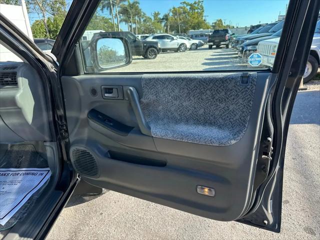 2001 Isuzu Rodeo S 3.2L V6