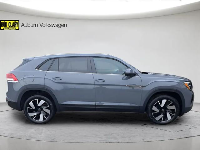 2025 Volkswagen Atlas Cross Sport 2.0T SE w/Technology