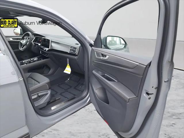 2025 Volkswagen Atlas Cross Sport 2.0T SE w/Technology
