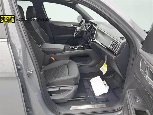 2025 Volkswagen Atlas Cross Sport 2.0T SE w/Technology