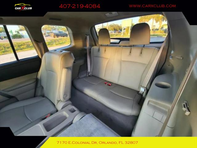 2010 Toyota Highlander SE V6