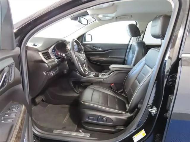 2022 GMC Acadia AWD Denali