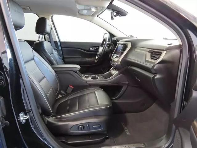 2022 GMC Acadia AWD Denali