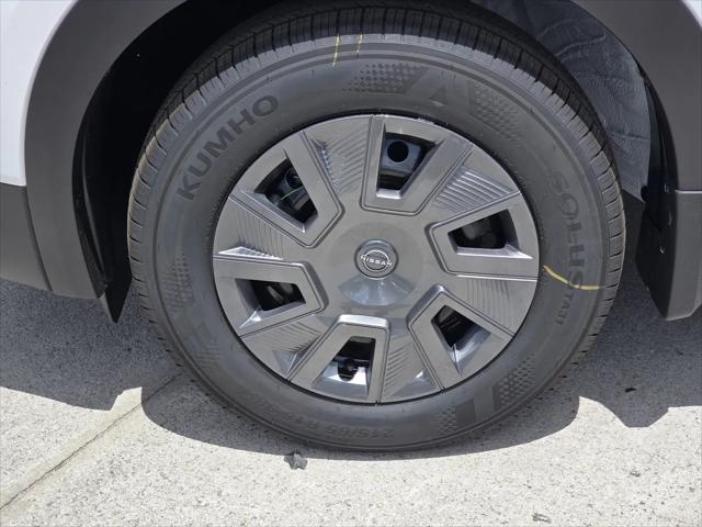 2025 Nissan Kicks S FWD