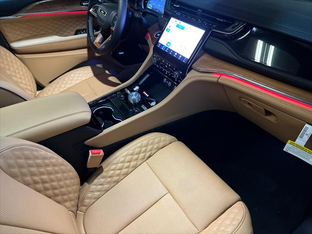 2025 Jeep Grand Cherokee Summit Reserve