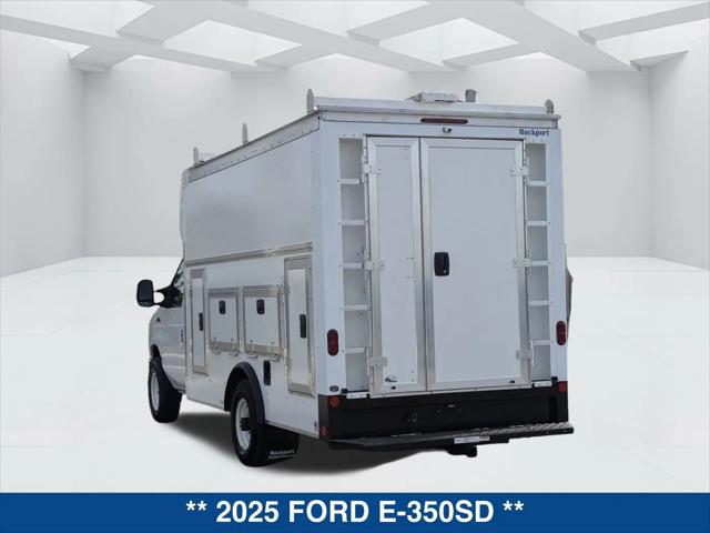 2025 Ford E-350 Cutaway E-Series Cutaway