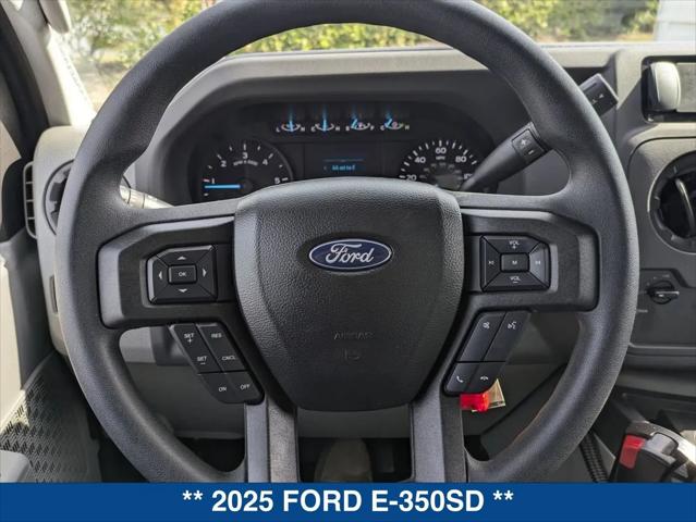 2025 Ford E-350 Cutaway E-Series Cutaway