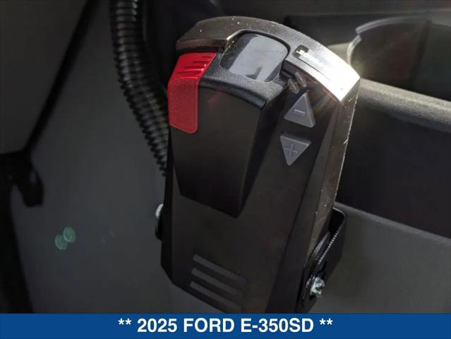 2025 Ford E-350 Cutaway E-Series Cutaway