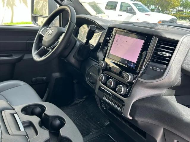 2025 Ram 5500 Tradesman/Big Horn