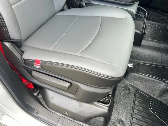 2025 Ram 5500 Tradesman/Big Horn