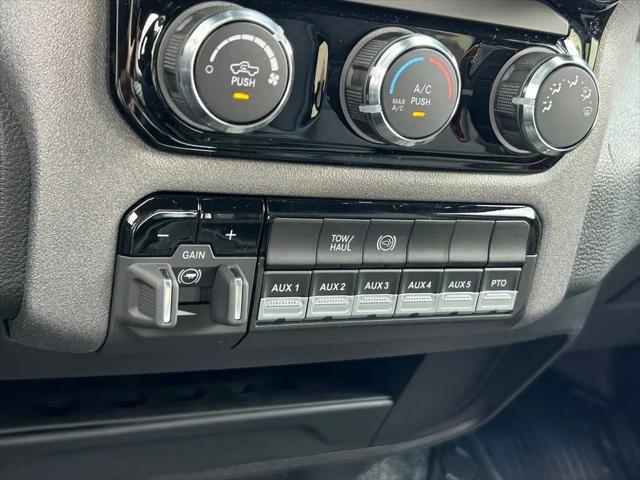 2025 Ram 5500 Tradesman/Big Horn