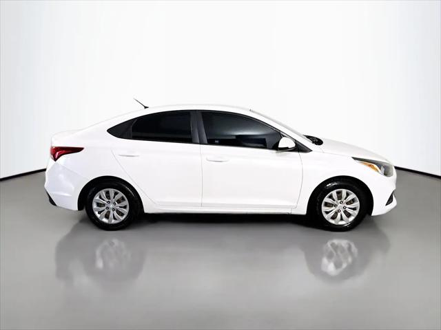 2020 Hyundai Accent SE