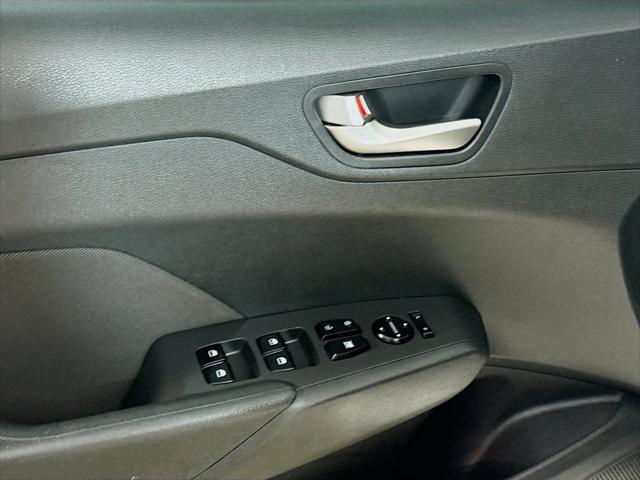 2020 Hyundai Accent SE