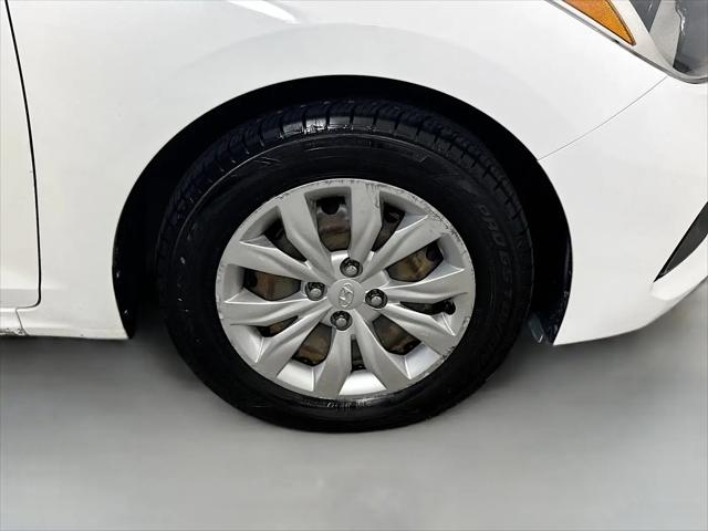 2020 Hyundai Accent SE