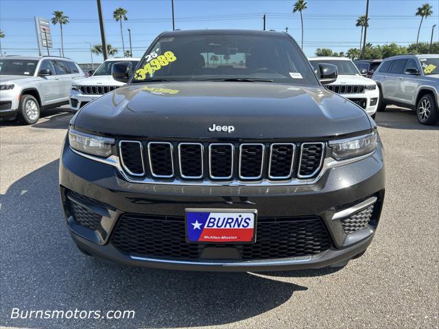 2025 Jeep Grand Cherokee GRAND CHEROKEE LAREDO 4X2
