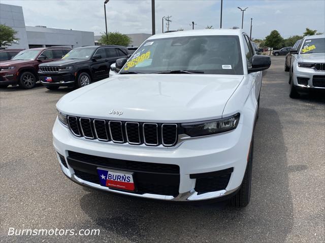 2025 Jeep Grand Cherokee GRAND CHEROKEE L LAREDO 4X2