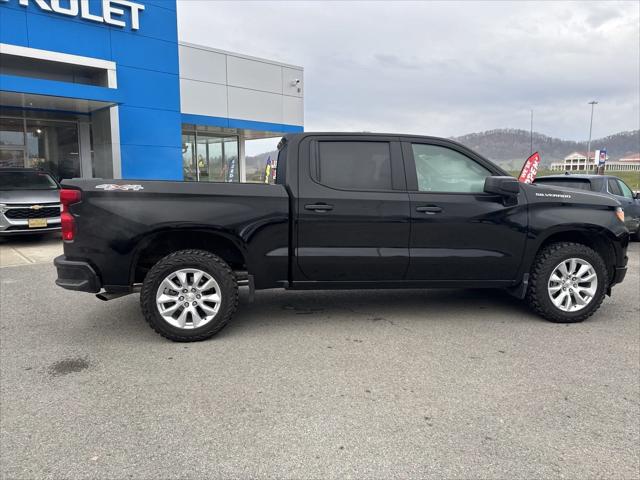 2024 Chevrolet Silverado 1500 4WD Crew Cab Short Bed Custom