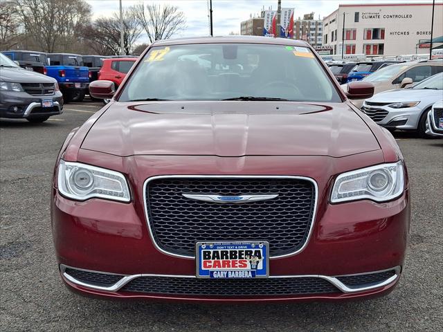 2017 Chrysler 300 Limited