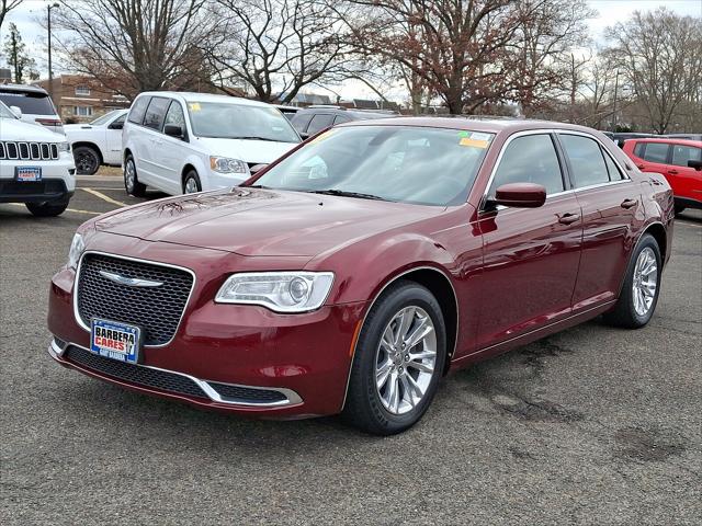 2017 Chrysler 300 Limited