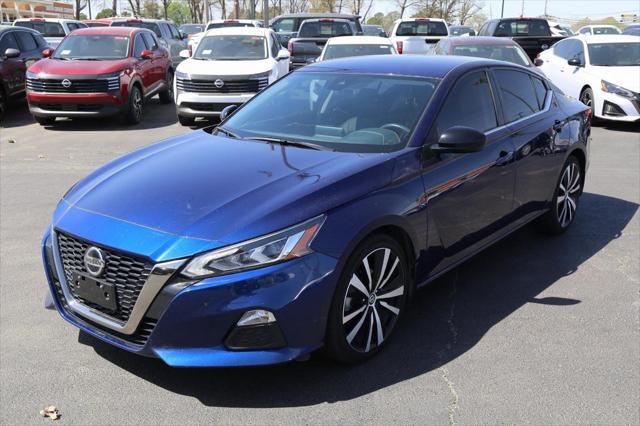 2022 Nissan Altima SR FWD