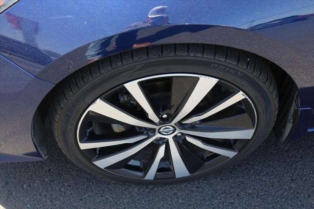 2022 Nissan Altima SR FWD