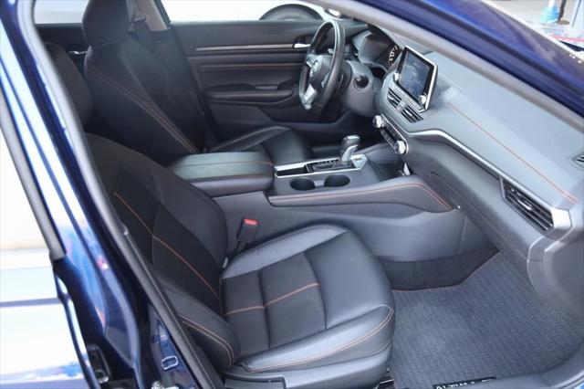 2022 Nissan Altima SR FWD