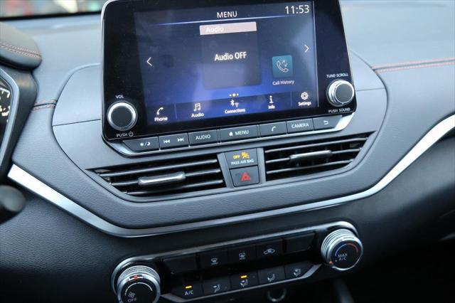 2022 Nissan Altima SR FWD