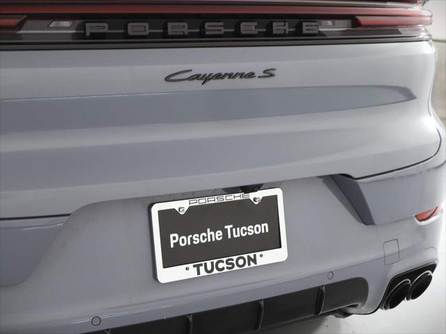 2024 Porsche Cayenne S