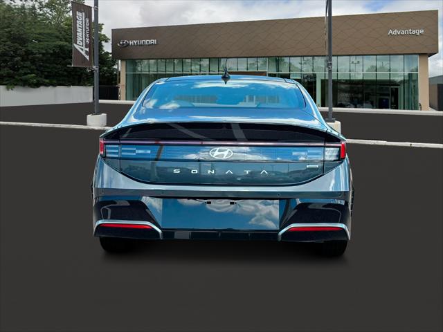 2025 Hyundai Sonata Hybrid Limited