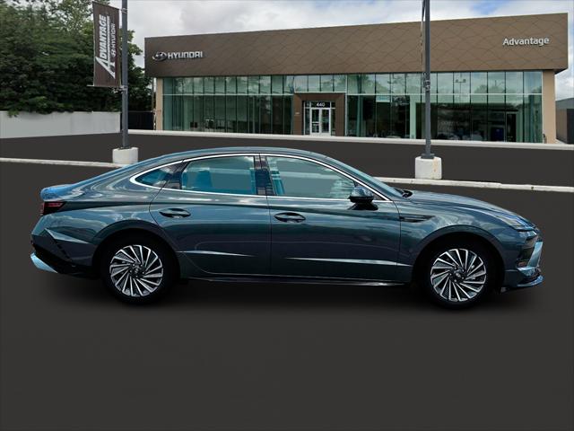 2025 Hyundai Sonata Hybrid Limited
