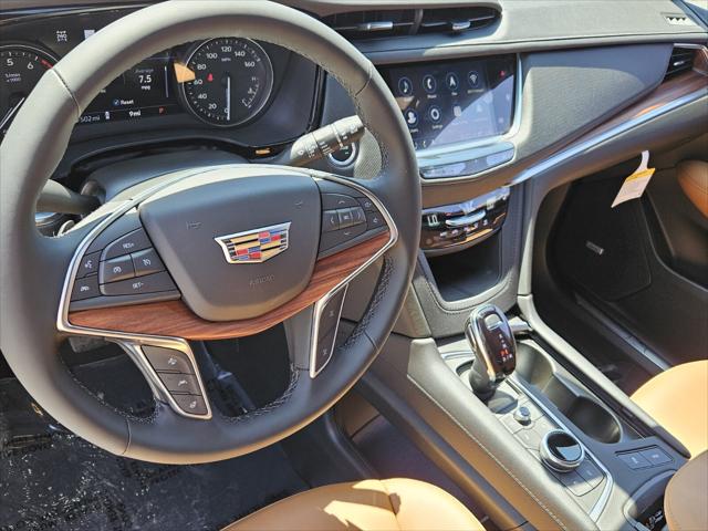 2025 Cadillac XT5 AWD Premium Luxury