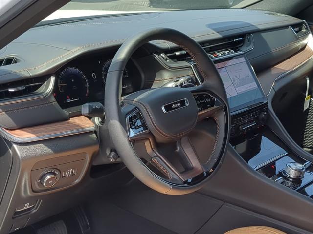 2025 Jeep Grand Cherokee GRAND CHEROKEE L SUMMIT 4X4