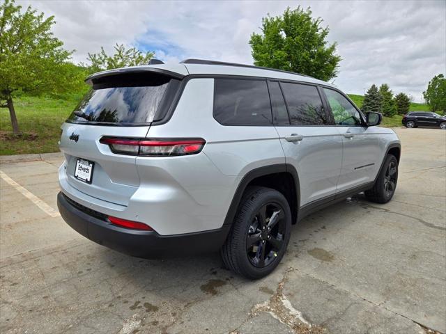 2025 Jeep Grand Cherokee GRAND CHEROKEE L ALTITUDE 4X4