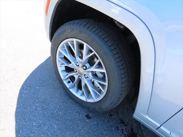2025 Jeep Grand Cherokee GRAND CHEROKEE SUMMIT 4X4