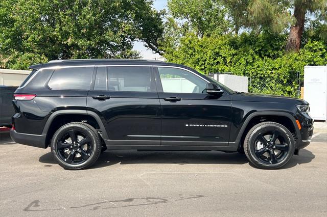 2025 Jeep Grand Cherokee GRAND CHEROKEE L LIMITED 4X2