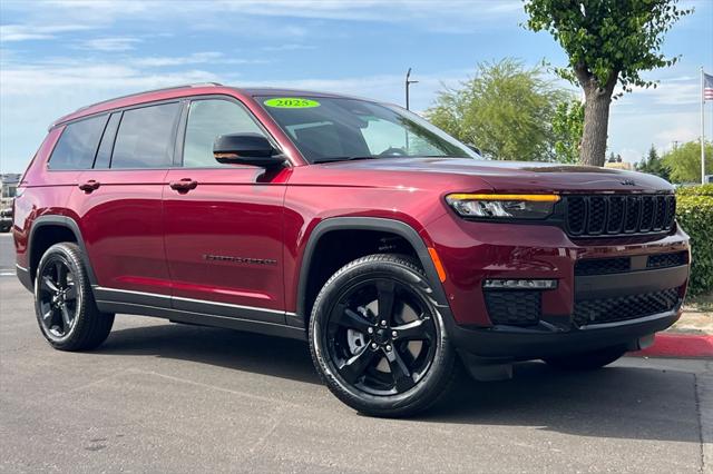 2025 Jeep Grand Cherokee GRAND CHEROKEE L LIMITED 4X2