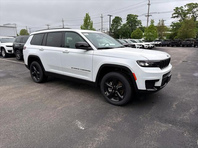 2025 Jeep Grand Cherokee GRAND CHEROKEE L ALTITUDE X 4X4