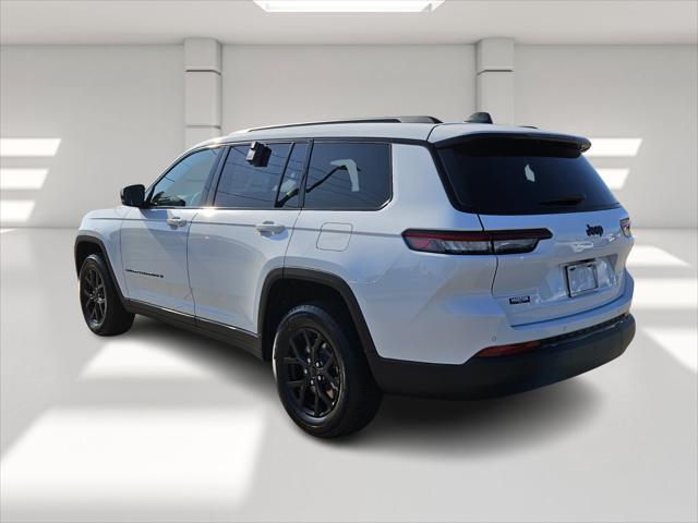 2025 Jeep Grand Cherokee GRAND CHEROKEE L ALTITUDE 4X2