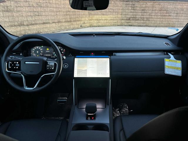 2025 Land Rover Discovery Sport Dynamic SE