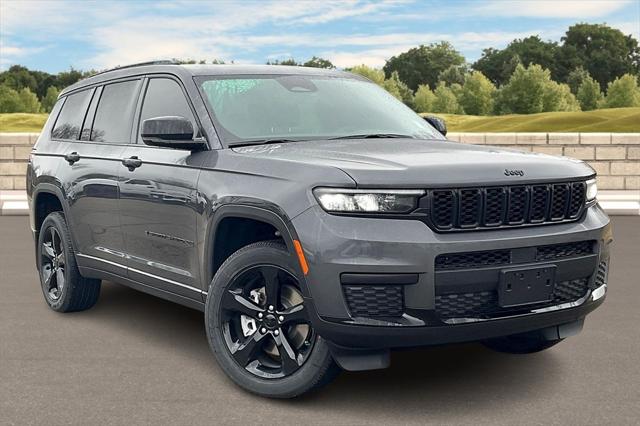 2025 Jeep Grand Cherokee GRAND CHEROKEE L ALTITUDE X 4X4